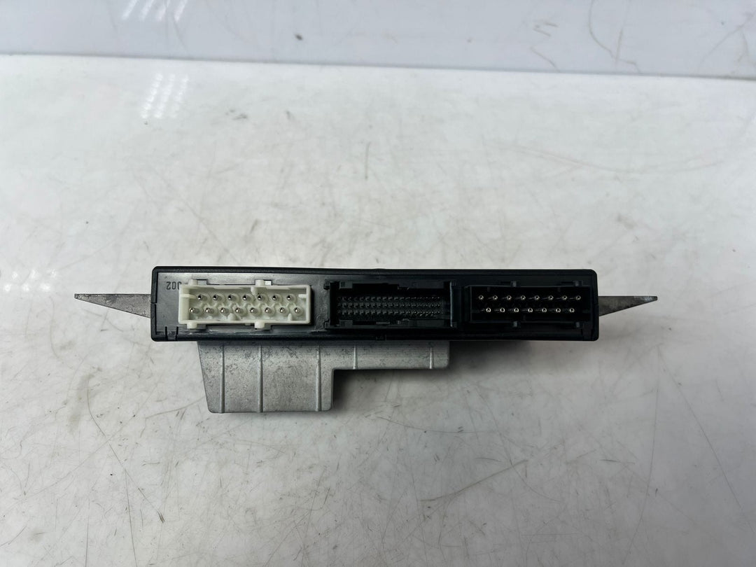 BMW E39 5' E38 7' 528i, 540i 740iL Light Control Module LCM UNIT 8372875 OEM