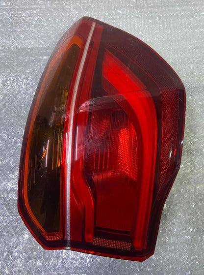 OEM BMW X1 F48 N/S RIGHT SIDE REAR TAIL LIGHT 7350716