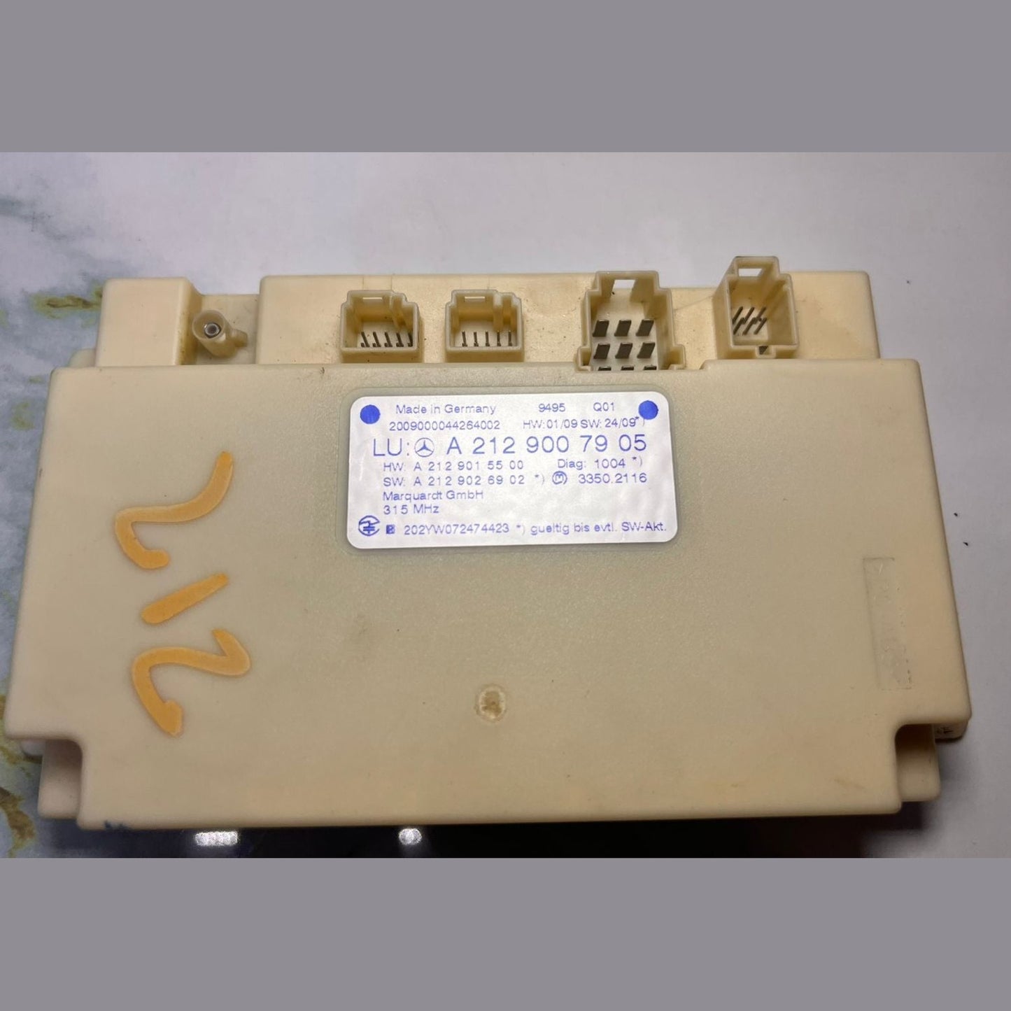 08-15 Mercedes-Benz E350 Keyless Go Control Unit A 212 900 79 05 E350, C250, E63