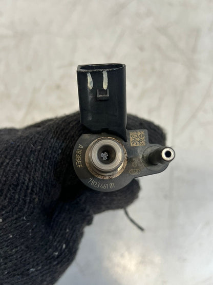 BMW 3' 5' 330D, 525D, 430D, 435D, 530D Fuel Injector 7823461 OEM