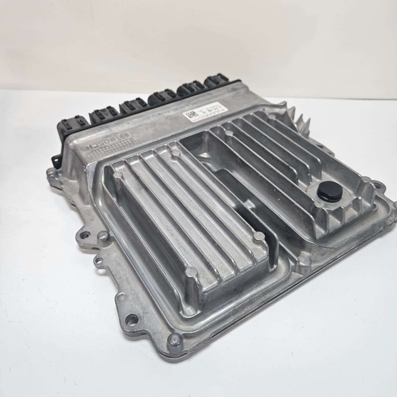 2020 BMW 7 Series G11 X5 G05 Engine Control Unit B57 Diesel DDE 8479490