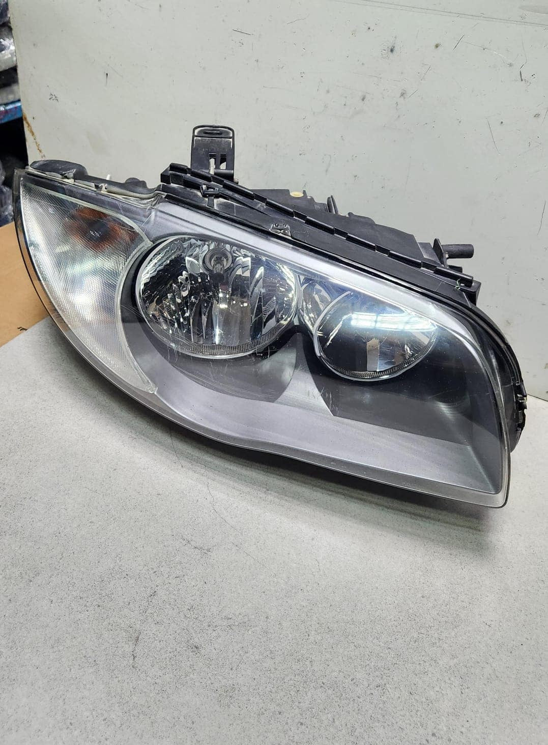 2008-2011 BMW 1 Series Headlight 7249652 1 Series E87 LCI Right side HELOGYN