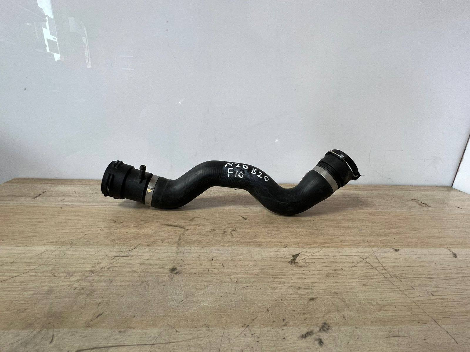 2012-2016 BMW 528i xDrive 528i Upper Radiator Coolant Hose 17127619684 