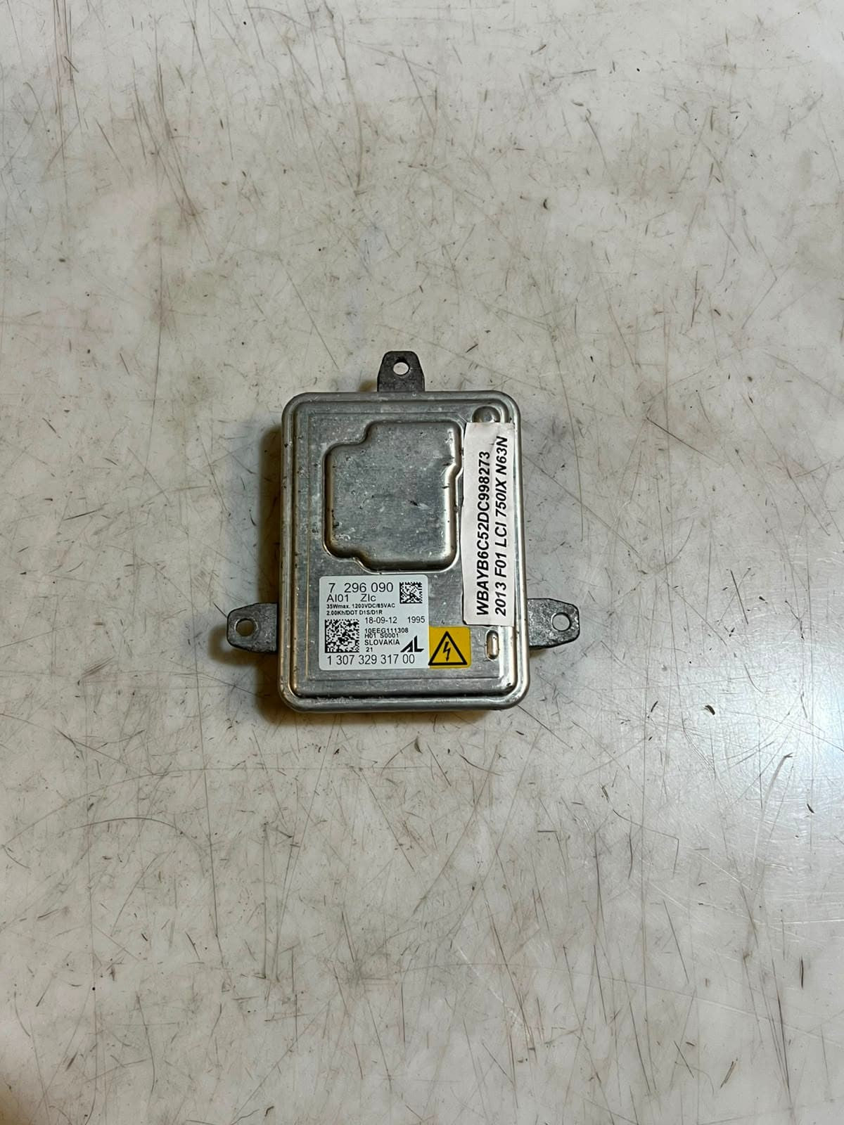 BMW F01 F31 F34 F80 M3 F10 F15 330i Xenon Headlight Ballast Control Unit 7296090