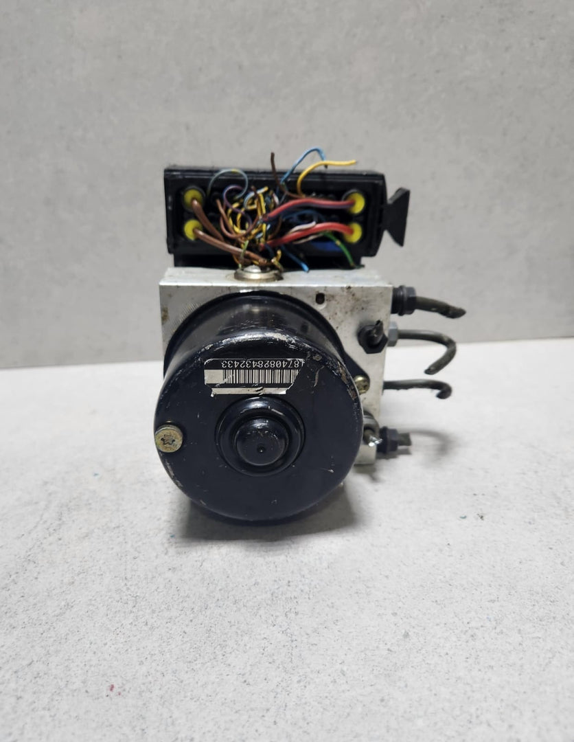 2002-2006 BMW 325i Abs Pump Module 6765454 325i E46 OEM