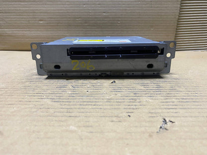 BMW Radio Player Head Unit 9237206 5 Series F07 F10 F11 F18 and 7 Series F01 F02