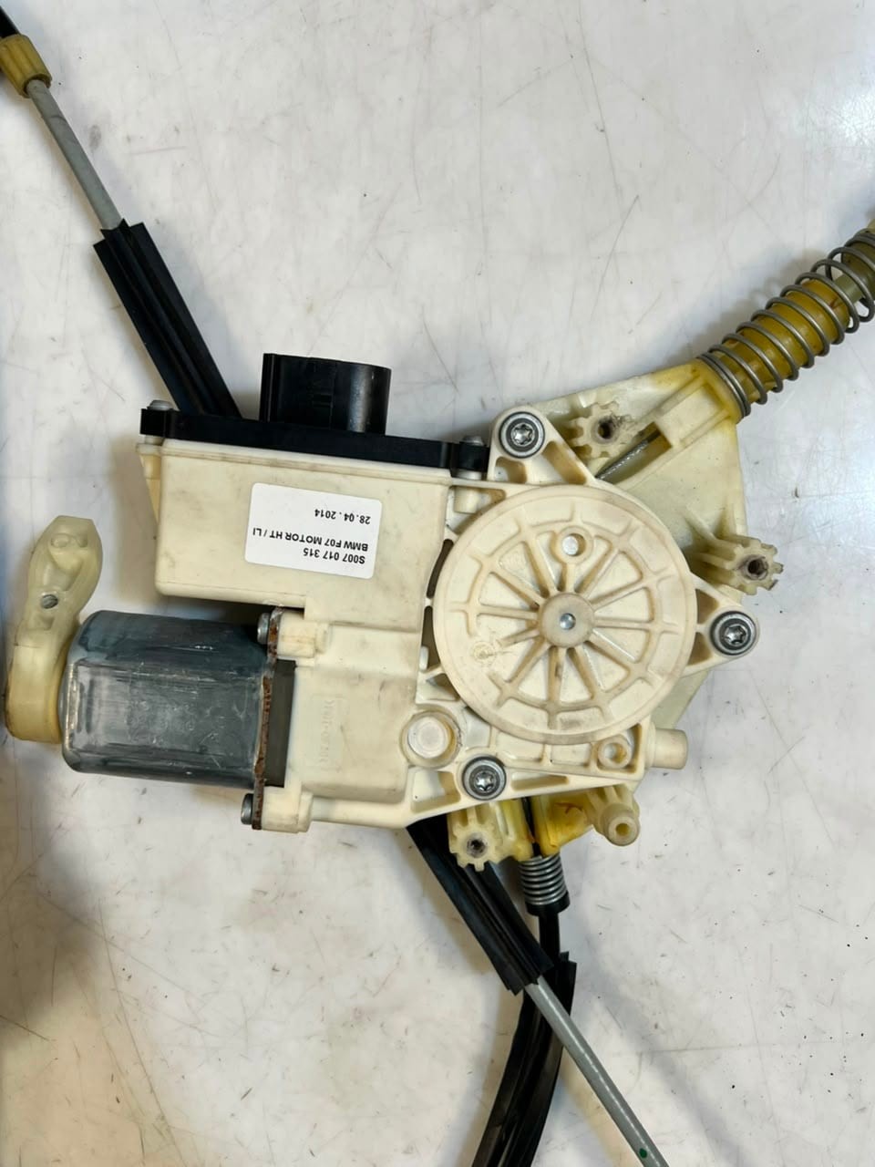 BMW 5' F07 Gran Turismo Rear Left Window Regulator with Motor 7197917 OEM