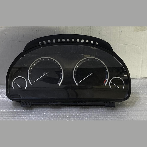 OEM BMW F10 5 Series 528i Speedometer Instrument Cluster 9291390 Bosch