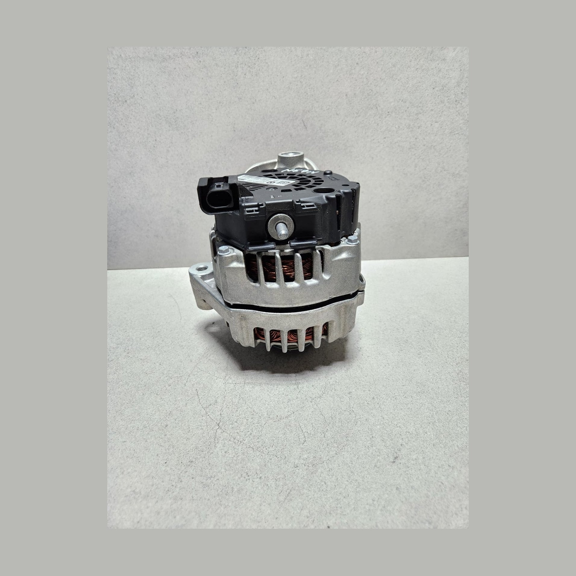 2015-2019 BMW X6 Alternator 8570675 X5 F15 and X6 F16 N57 DIESEL 
