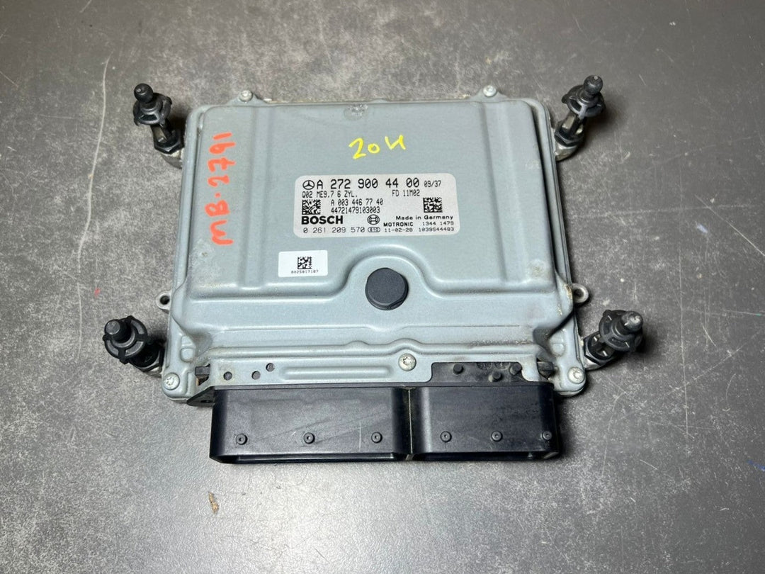08-12 Mercedes W204 C-Class Engine Control Module Unit ECM ECU A272 9004400 OEM