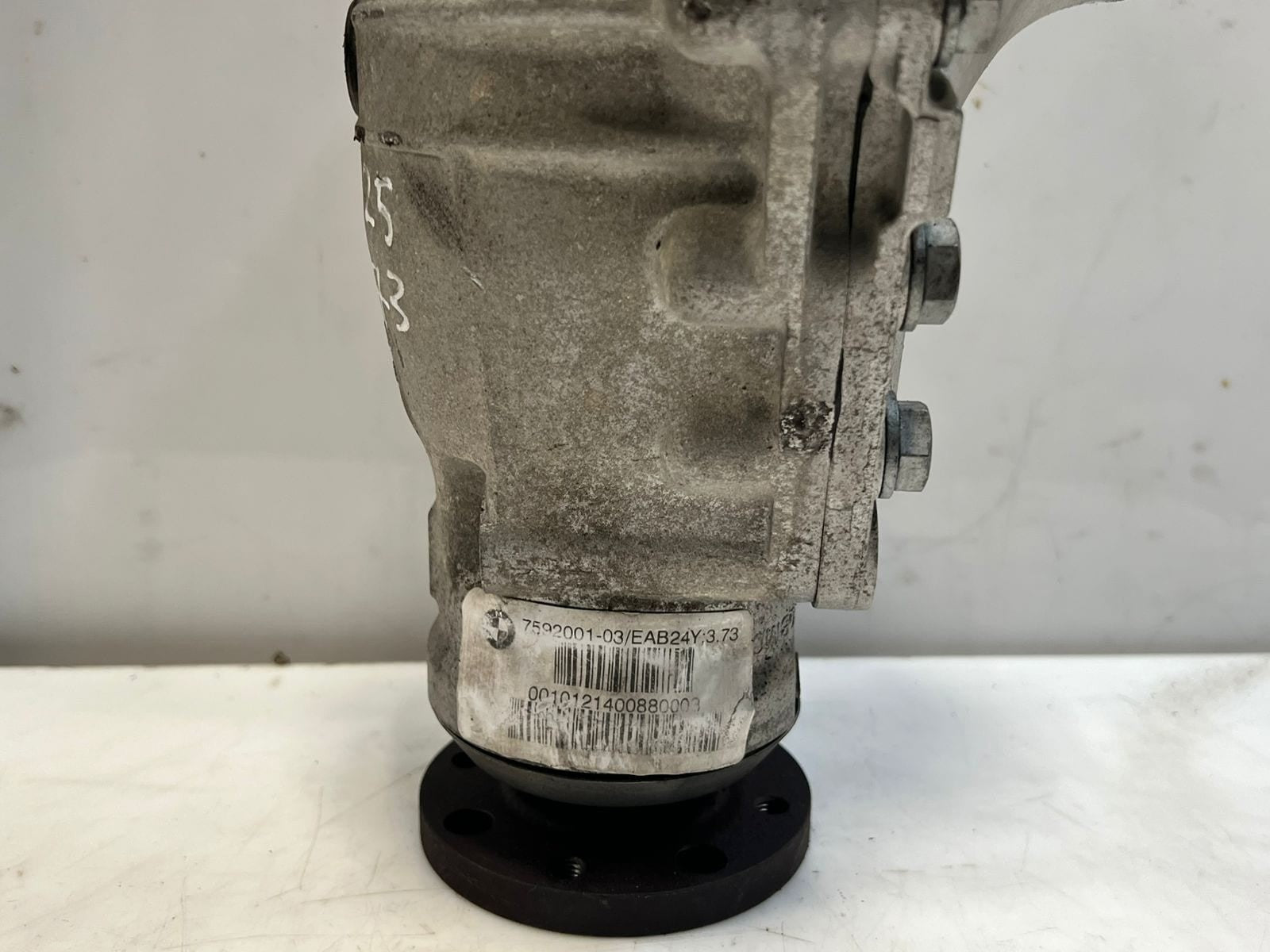 2011-2017 BMW X3 F25 and X4 F26 N52 Front Differential 7592001 RATIO 3.73 OEM