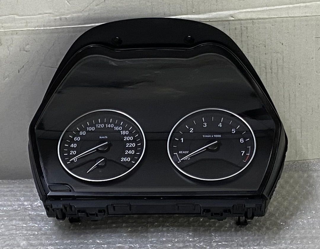 OEM BMW F45 F46 F48 X1 6WA Petrol Instrument Cluster Speedometer HUD 6804954