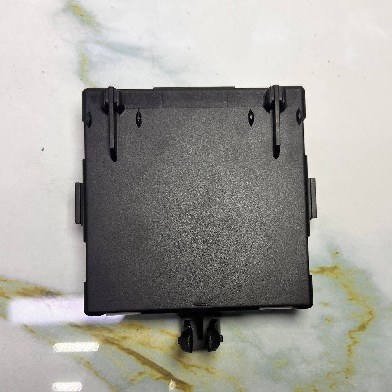 2015-2018 Mercedes-Benz C300 Door Control Unit Module A 2229002109 W205 C-Class
