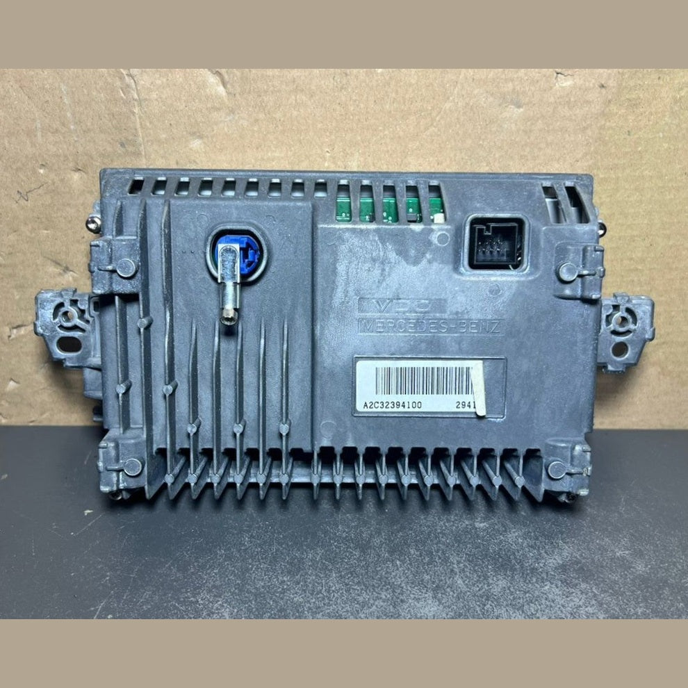 Mercedes W212 W204 GPS Navigation LCD Display Monitor Screen A212 9004407 OEM