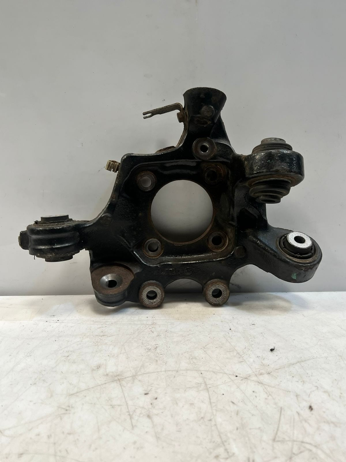 2010-2017 BMW X3 F25 F26 20D Rear Wheel Hub Spindle Knuckle 6790498 OEM