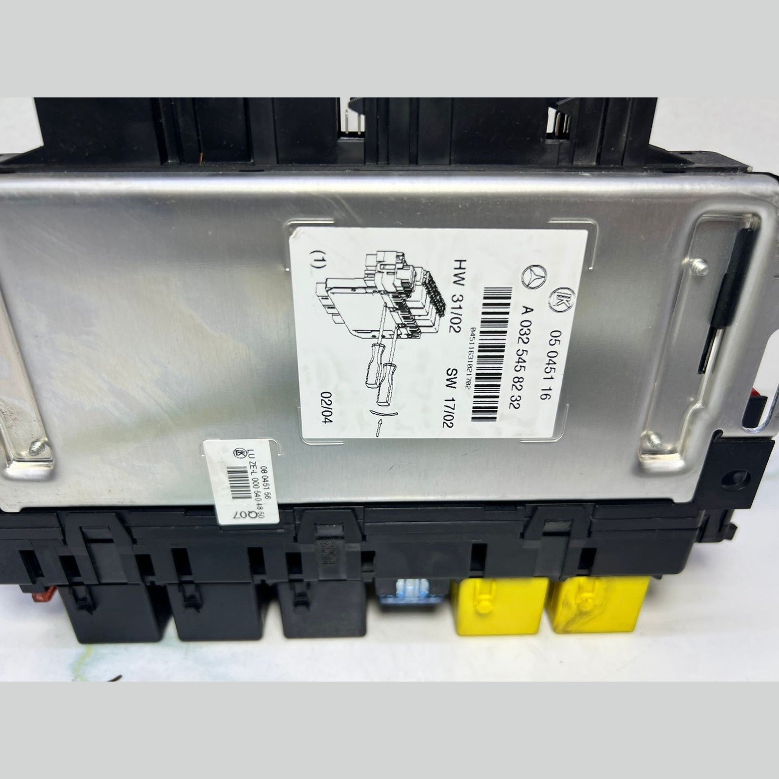 Mercedes-Benz W220 CL55 AMG Front SAM Module Relay Fuse Box A032 5458232 OEM