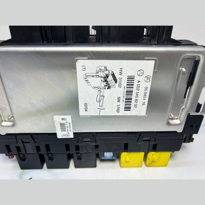 Mercedes-Benz W220 CL55 AMG Front SAM Module Relay Fuse Box A032 5458232 OEM