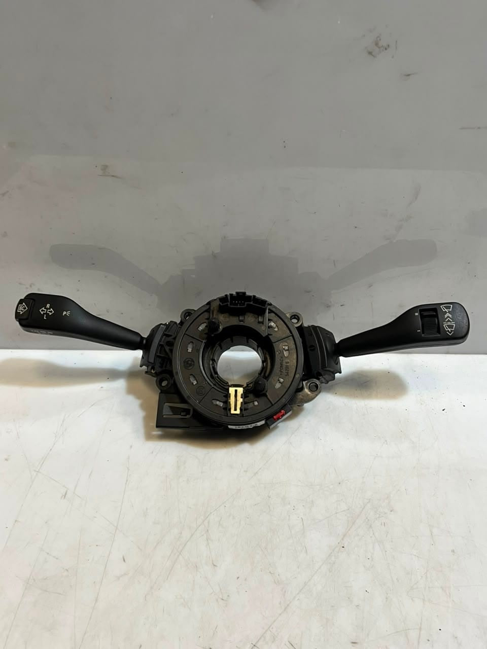 2001-2006 BMW 330i E46 E39 LCI E53 X5 E83 Steering Column Clock Spring 8376445
