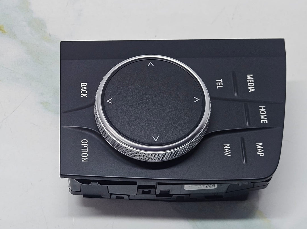 2021-26 BMW M240i M2 G87 Center Console Navigation Idrive Controller 5A371C4