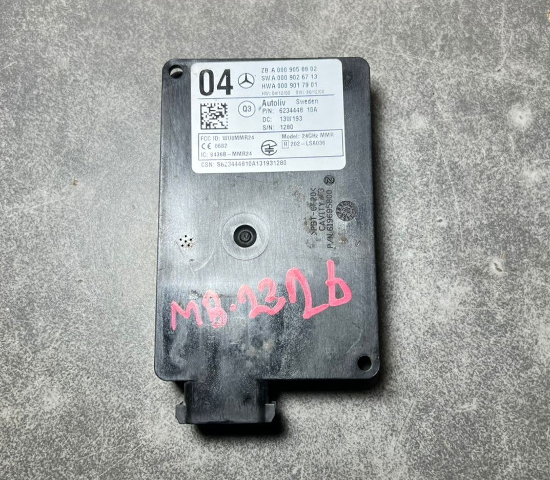 Mercedes W205 W222 Bumper Blind Spot Radar Distance Sensor Module A000 9058802