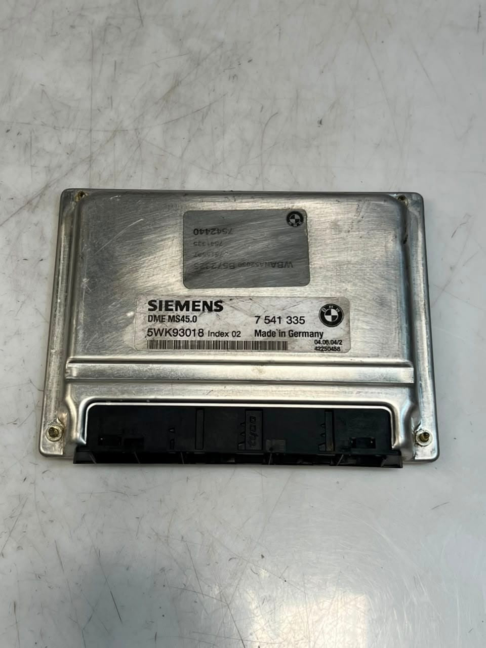 BMW X3 E83 5 Series E60 525i M54 Engine Control Module ECU ONLY 7541335 