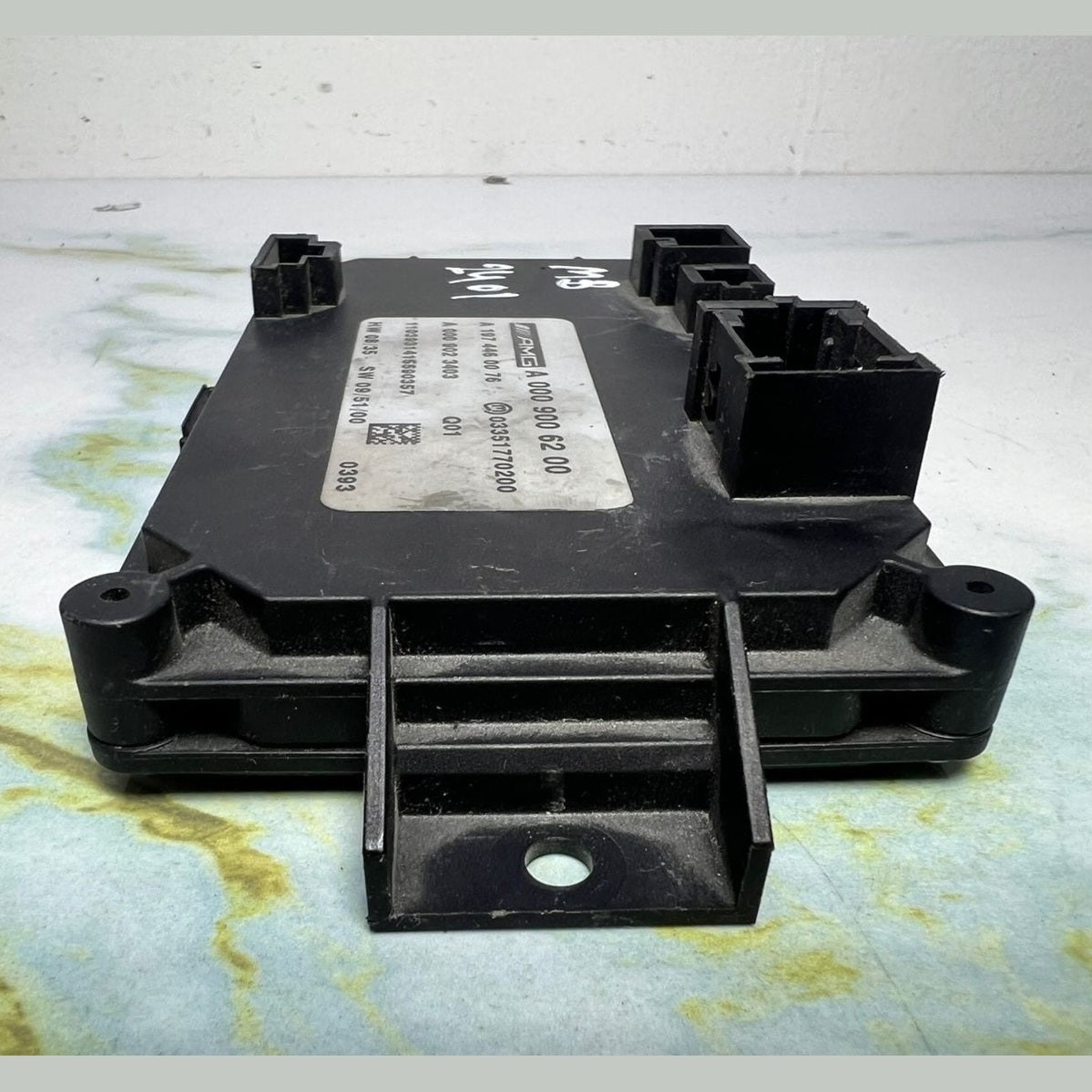 10-16 Mercedes E63 AMG Electronic Control Unit A0009006200  CLS W218 and E Class