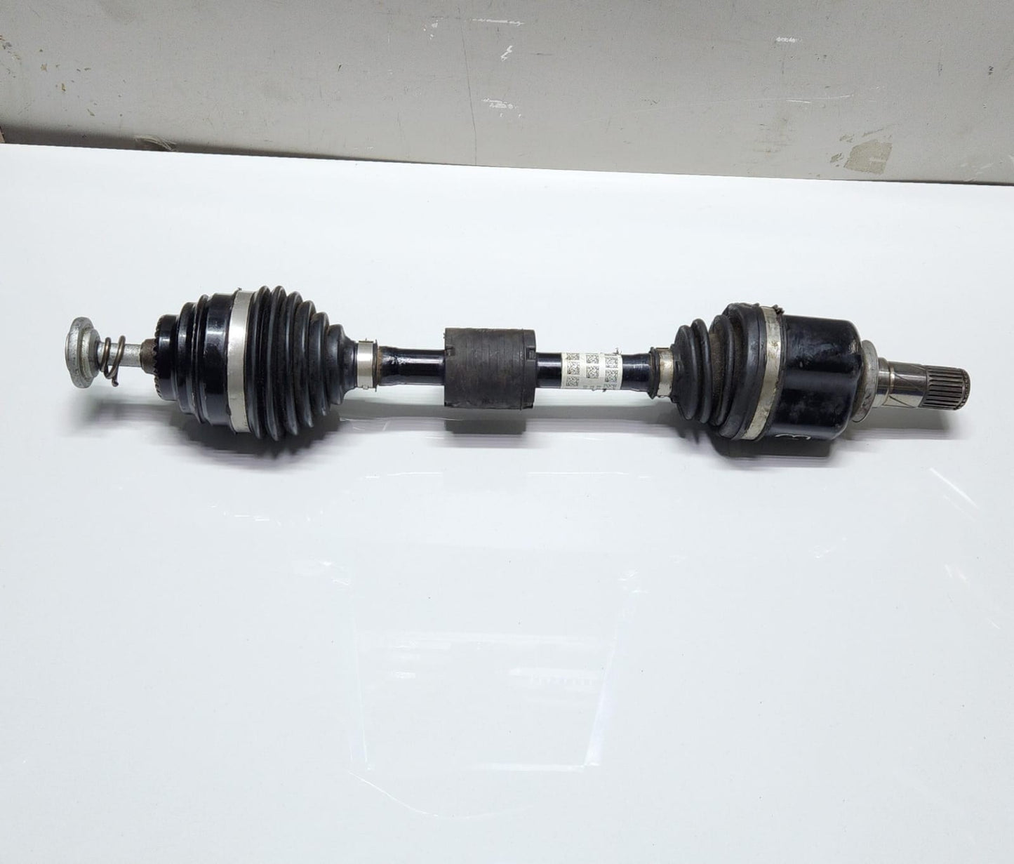 2019-2024 BMW 118i Front Drive Shaft 8681523 1 Series F40 and BMW 2 Series F44 