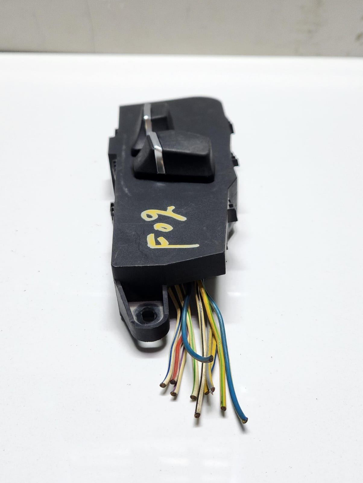 BMW 5 Series F10 F11 F07 Front Left Seat Adjustment Switch 9265269 OEM 