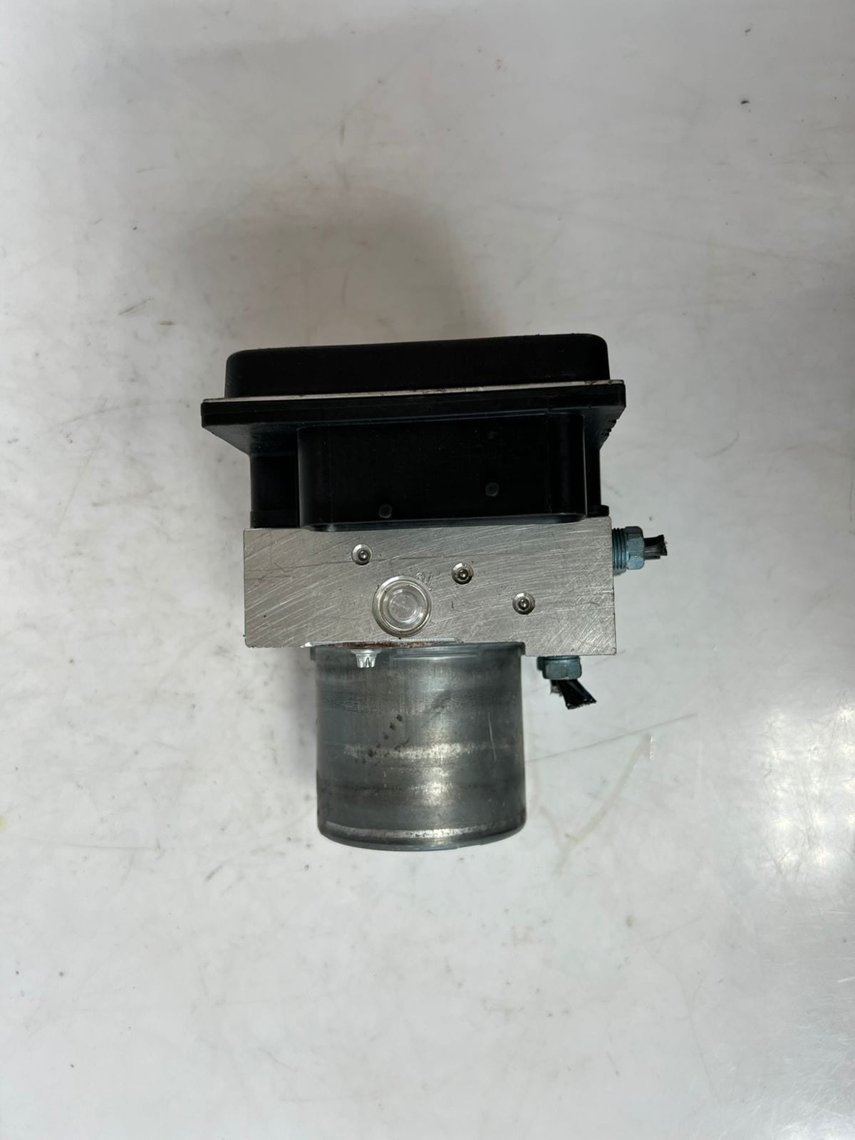 2012-2015 BMW X1 E84 Anti-Lock Brake System ABS PUMP Module 6860216 OEM