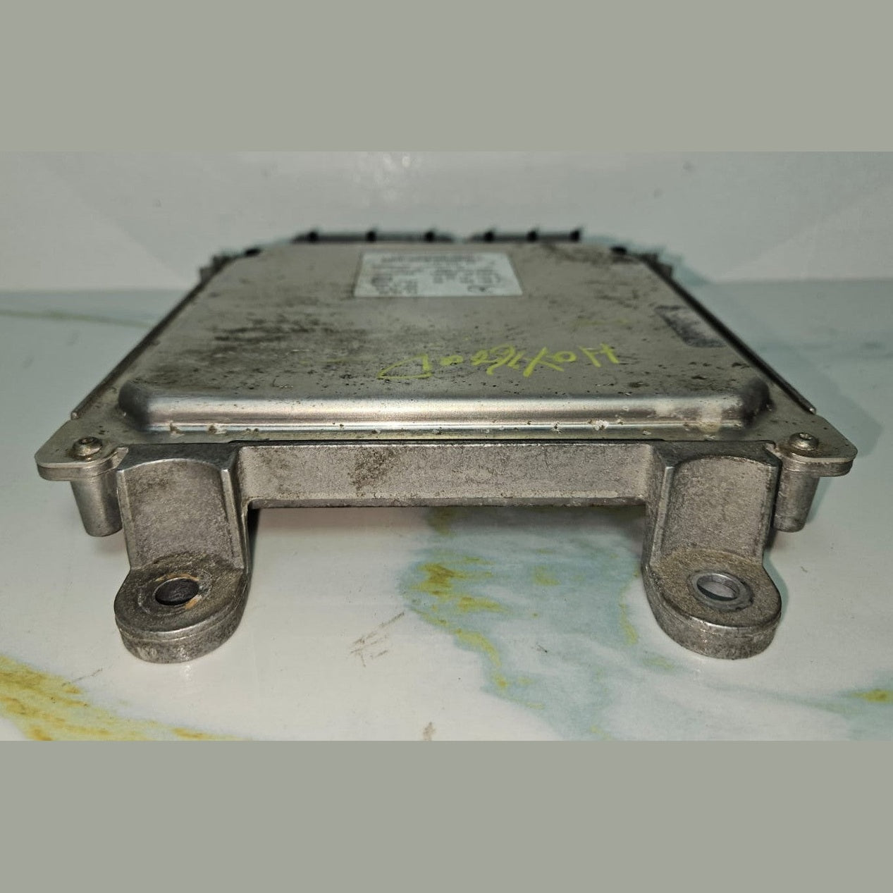 Mercedes W212 E-Class Hybrid Engine Control Module Unit ECM ECU A651 9000102 OEM