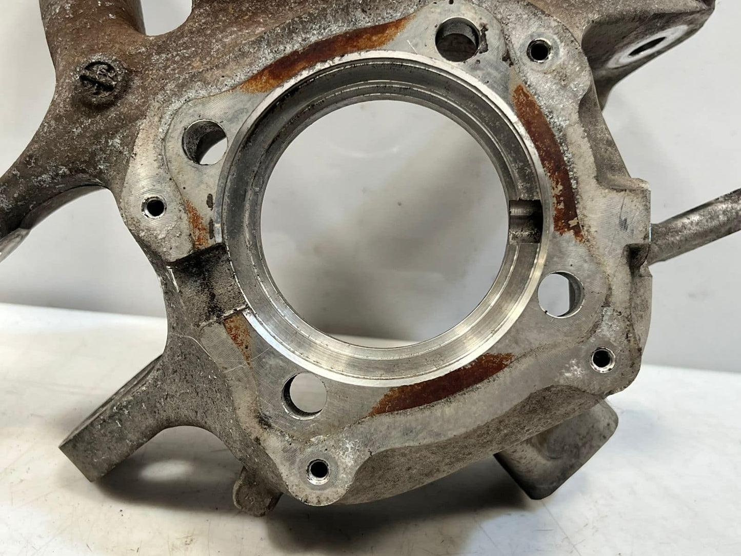 2011-2015 BMW 528i  5 Series F10 F11 AXLE Rear Wheel Bearing Hub 6793770 OEM