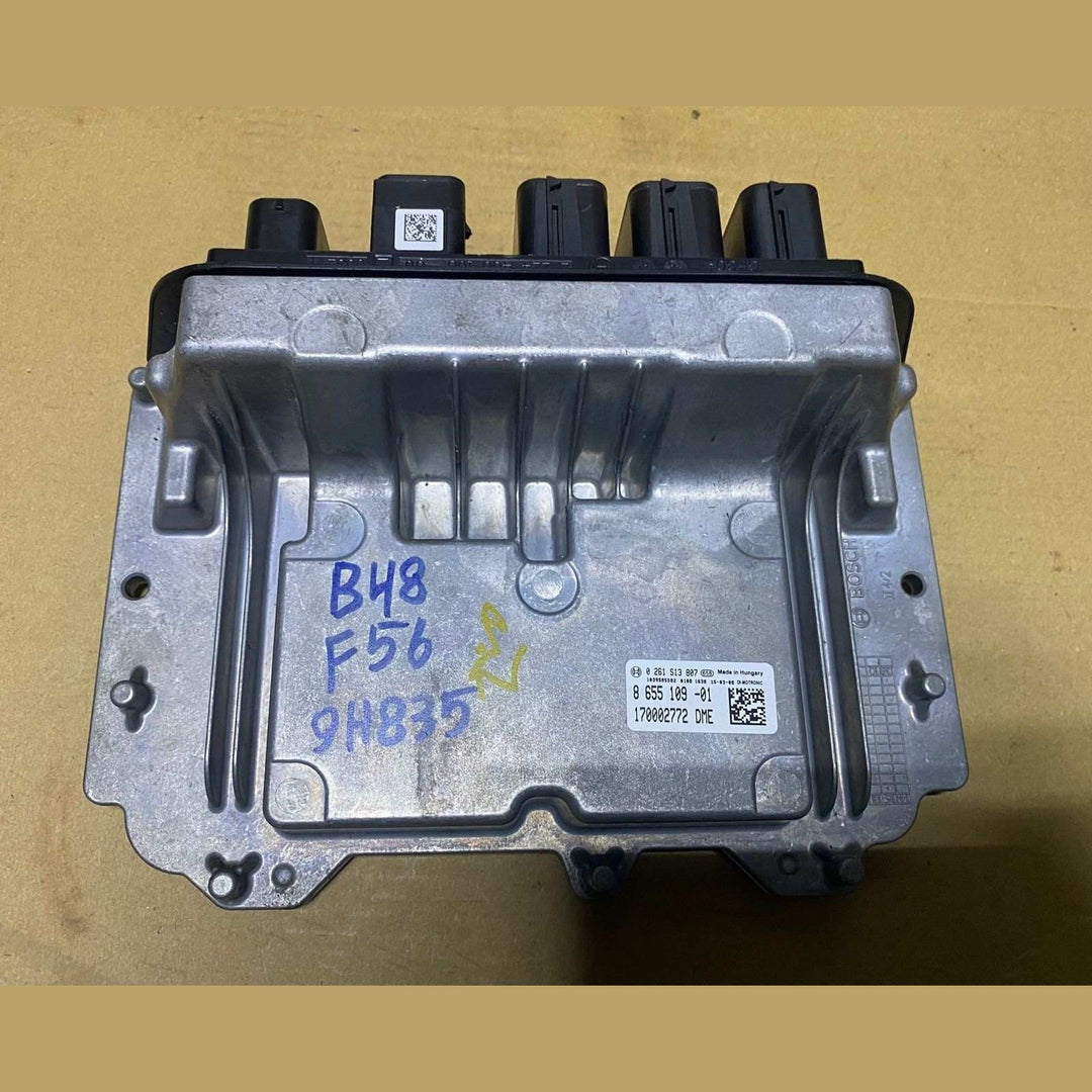 BOSCH BMW Engine Control Unit 8655108