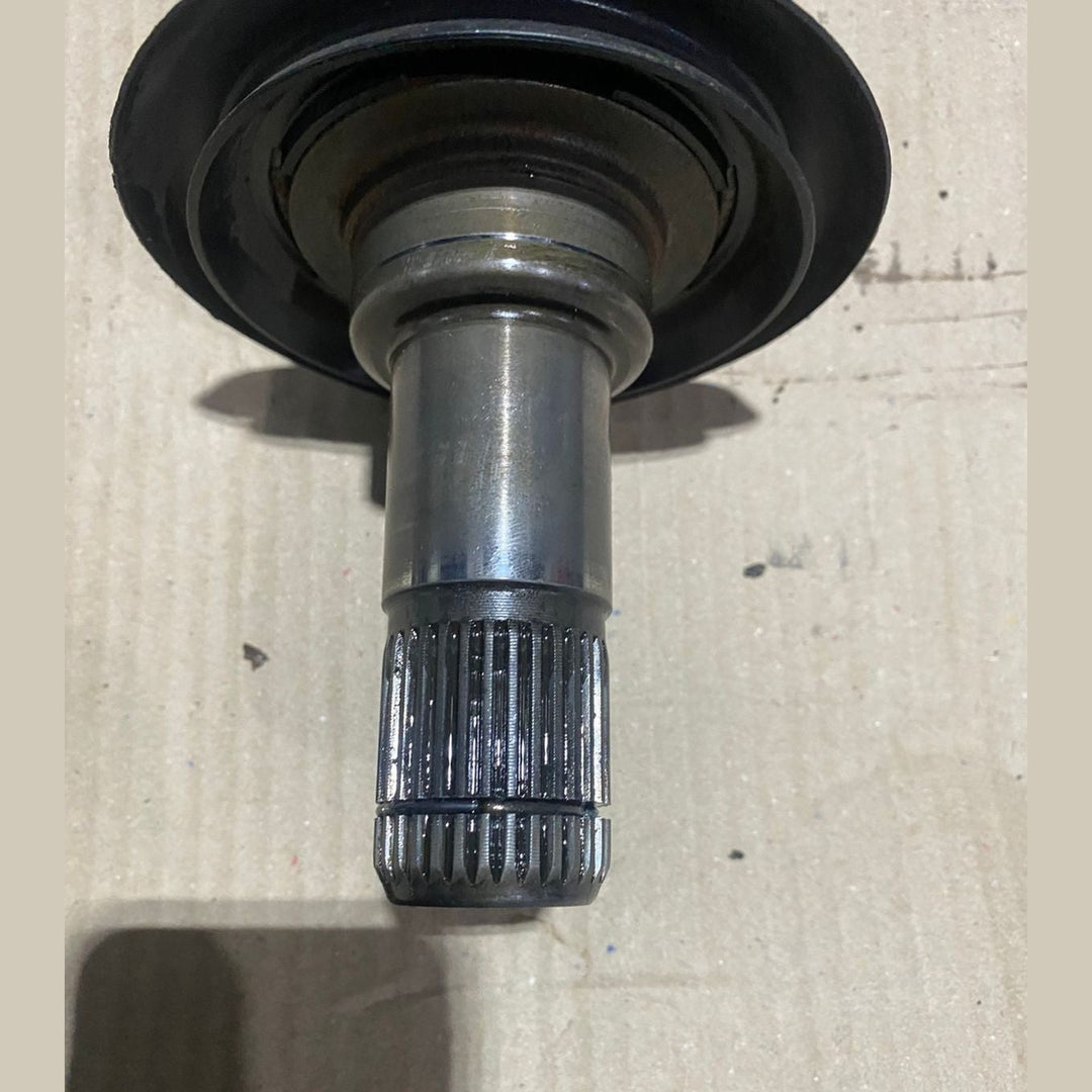 2012-2015 BMW 335i Rear Axle Shaft 7597685 F30 335i, F32 435i, and M240i models 