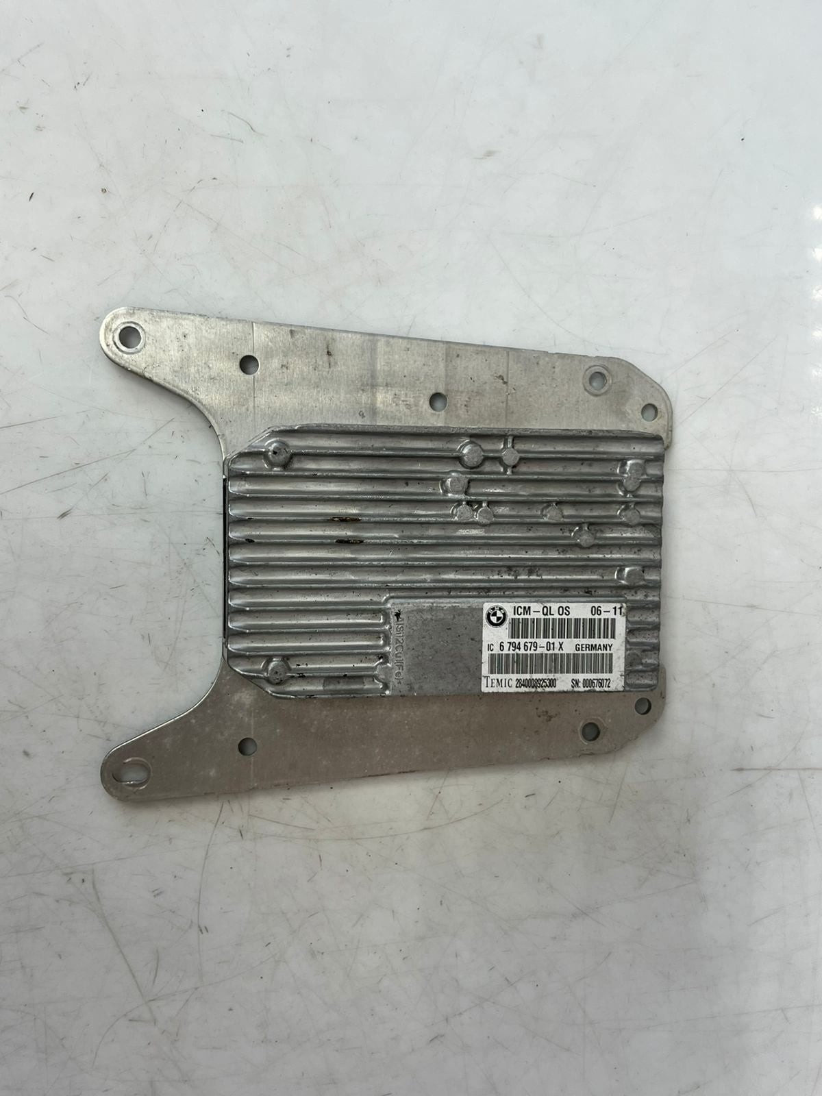 2008-2014 BMW X6 E71 Integrated Chassis Management Control Unit 6794679 OEM