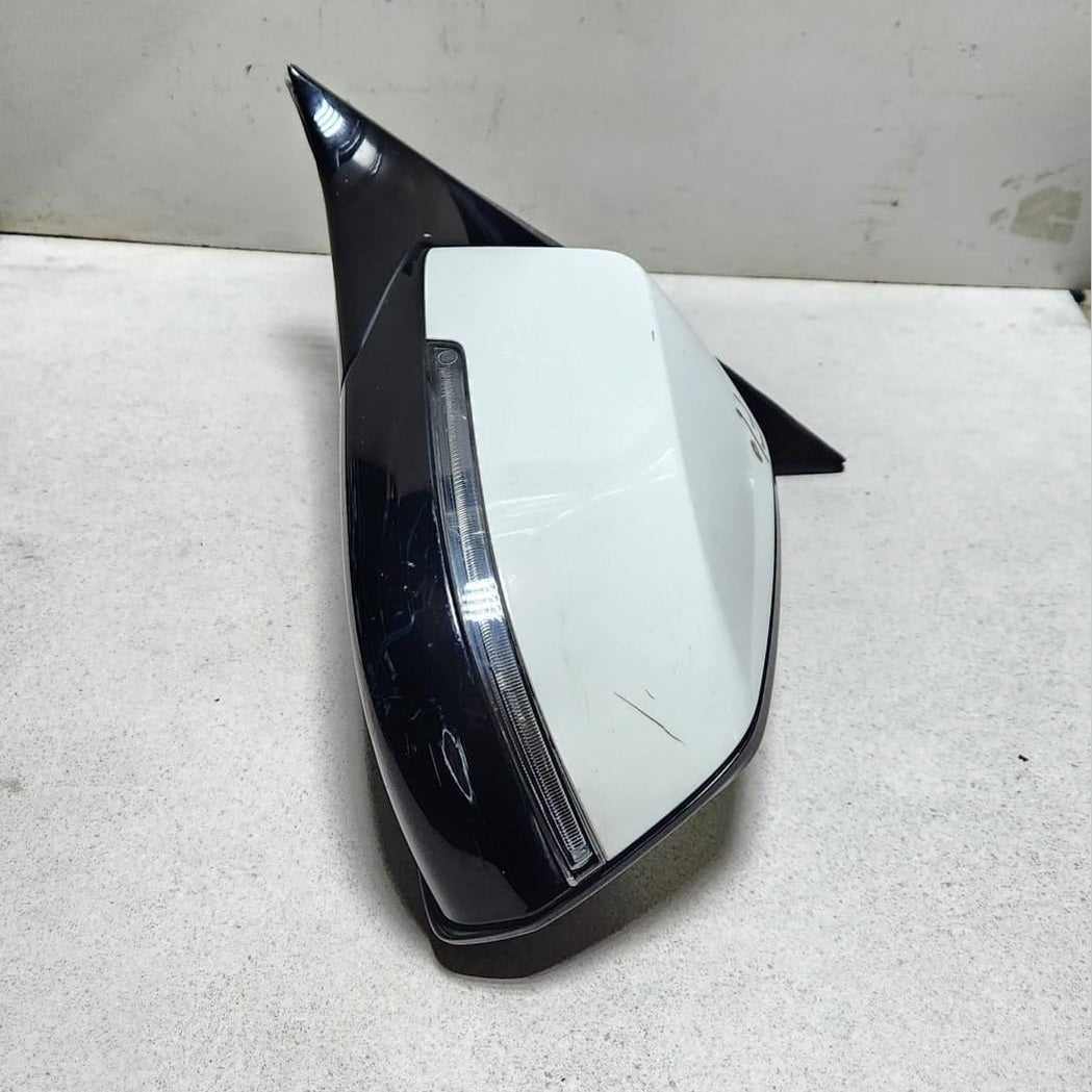 2010-2017 BMW 5 Series Left Side Wing Mirror F0153123U6680 5 Series F10 F11 RHD