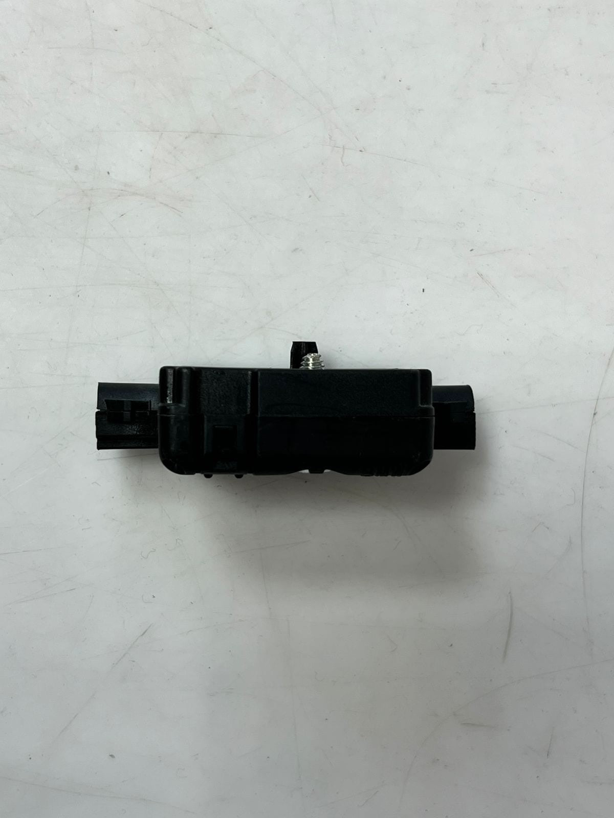 2018 BMW 3 8 X4 X5 SERIES G20 G21 G14 G15 G16 G02 G05 TRAP CIRCUIT 6832256