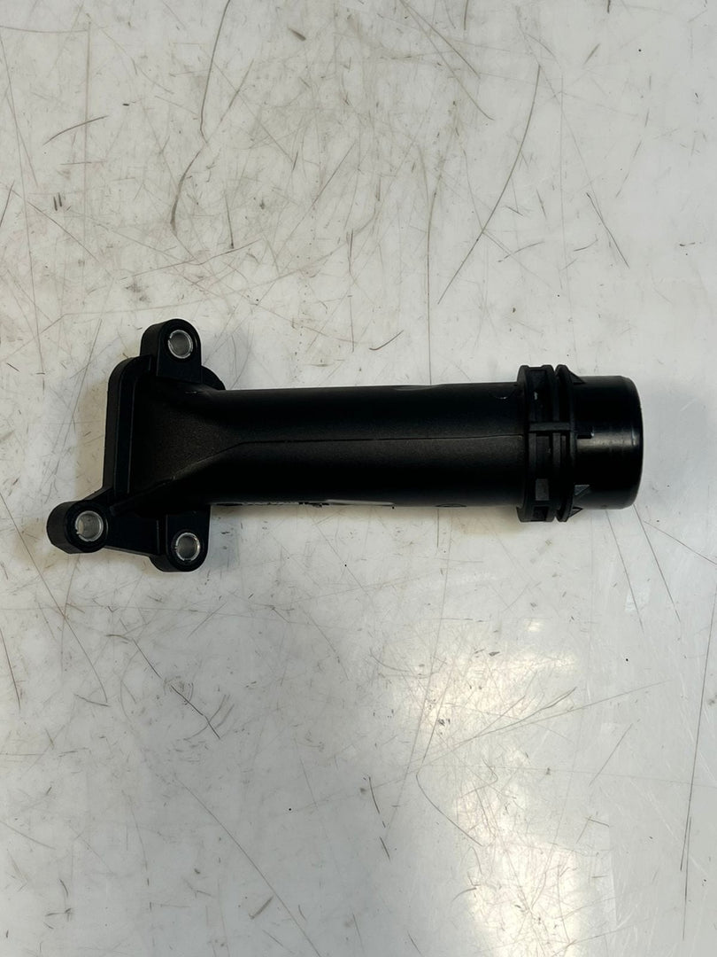 BMW 2' E91 F22 X1 E84 E90 Engine Coolant Water Pipe Hose Cylinder Head 7810707