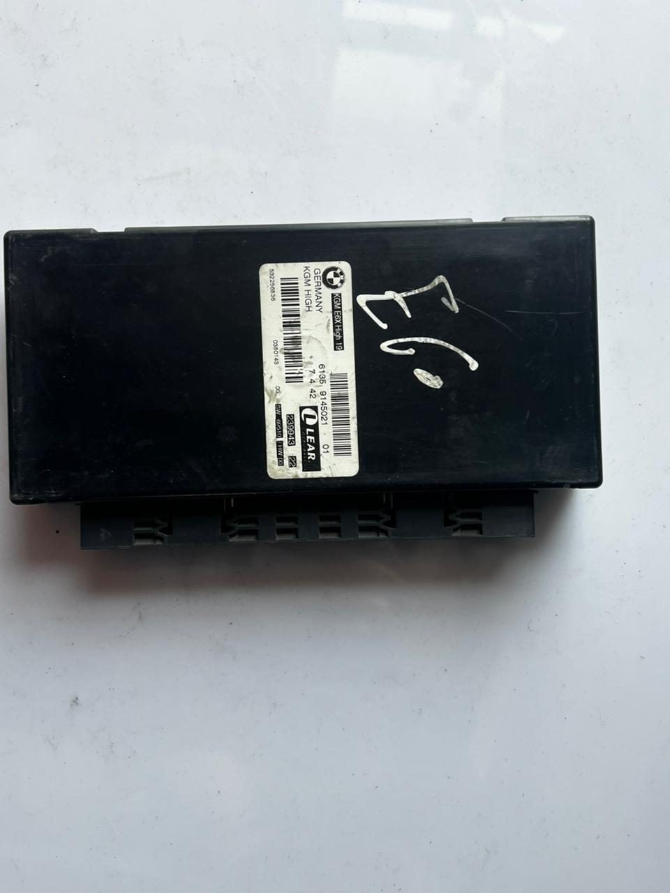 2007-2010 BMW 525i Body Control Module 9145021 E60 E61 5-Series