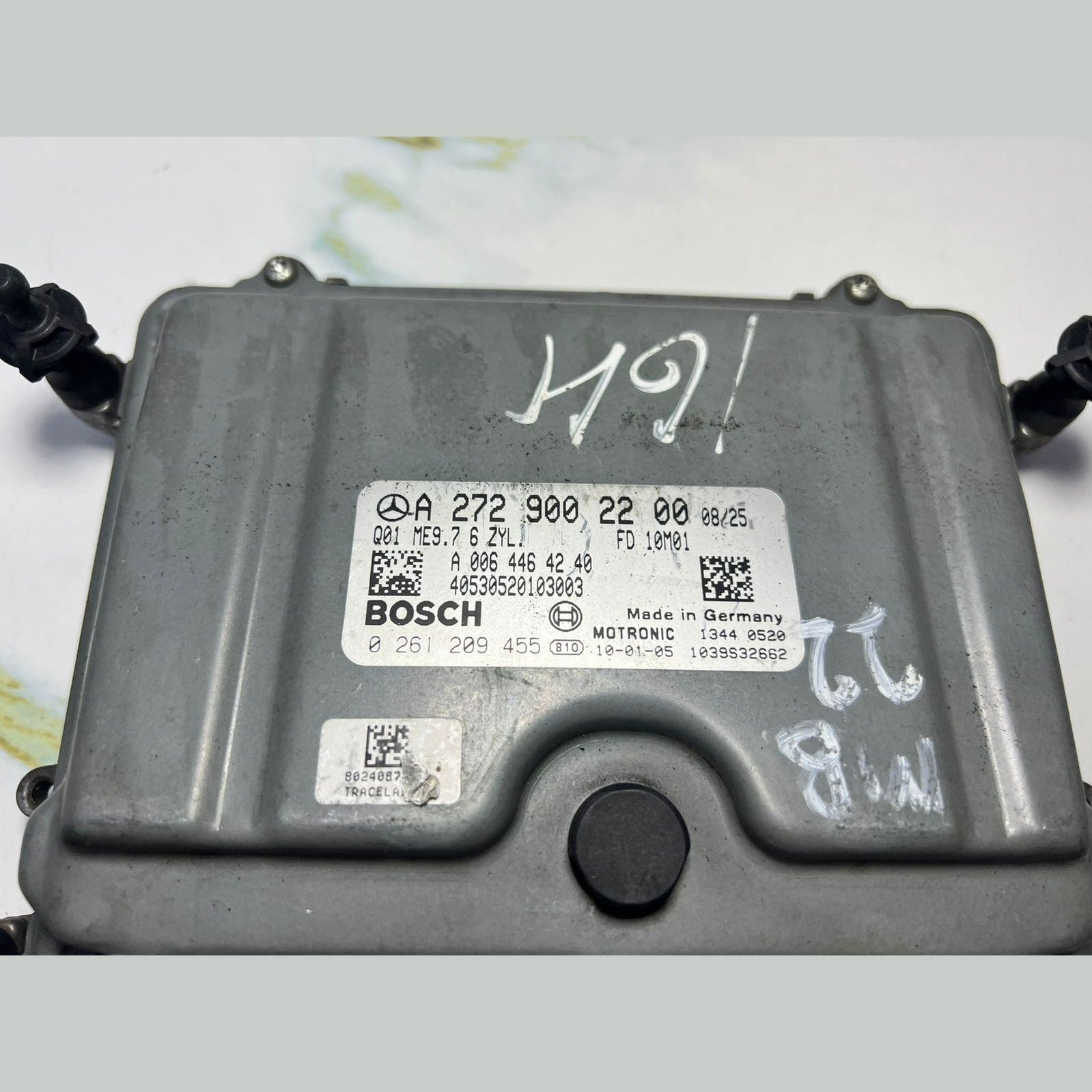2010-2011 Mercedes-Benz ML350 Engine Control Module A2729002200 W164 ML350