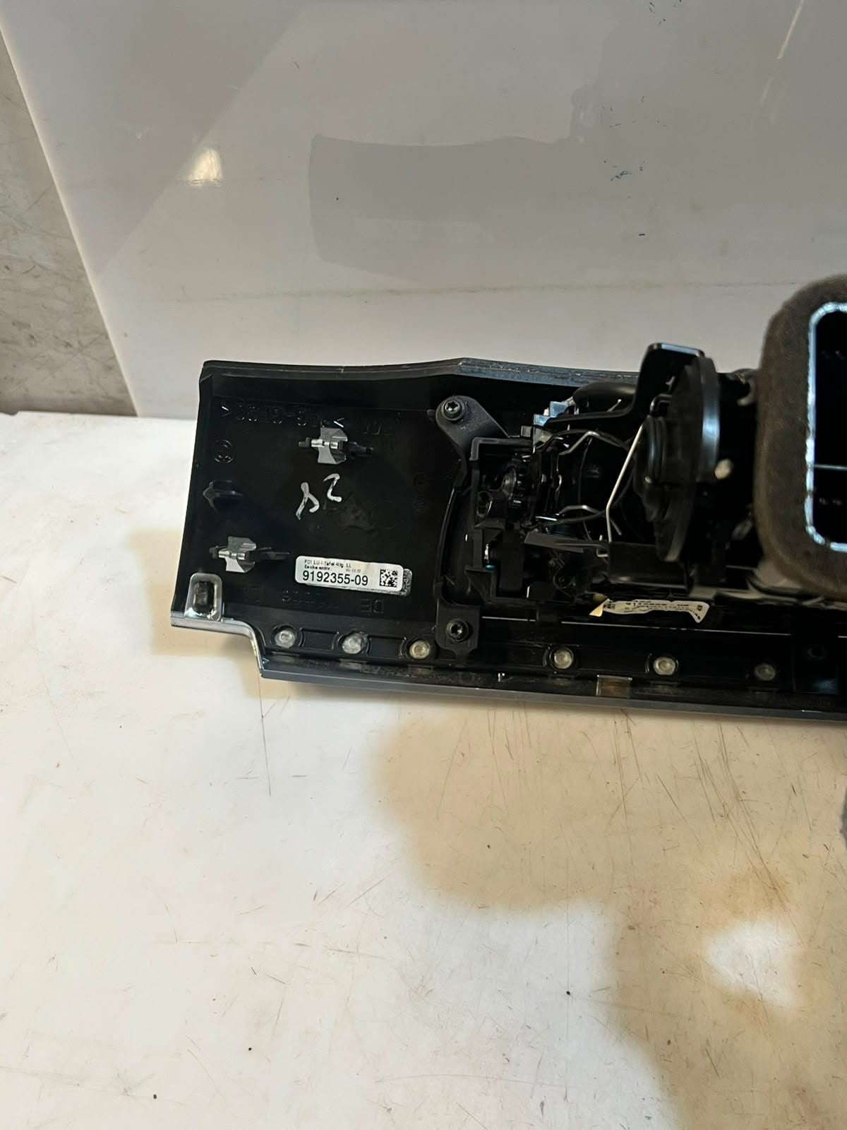 BMW 7 Series F01 F02 F03 F04 750i Center Dash Air Vent 9115859 OEM USA LHD