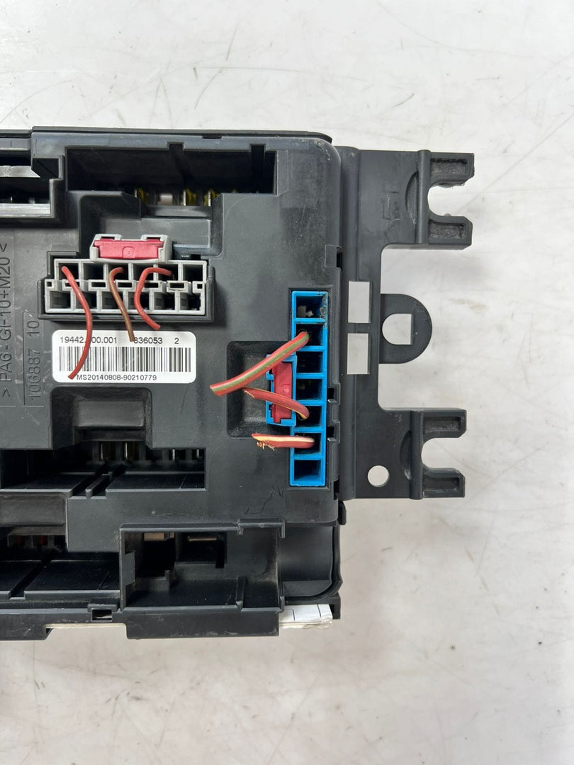 2014-2015 BMW 320i, 328i, 335i Rear Power Distribution Fuse Box 9337882 OEM