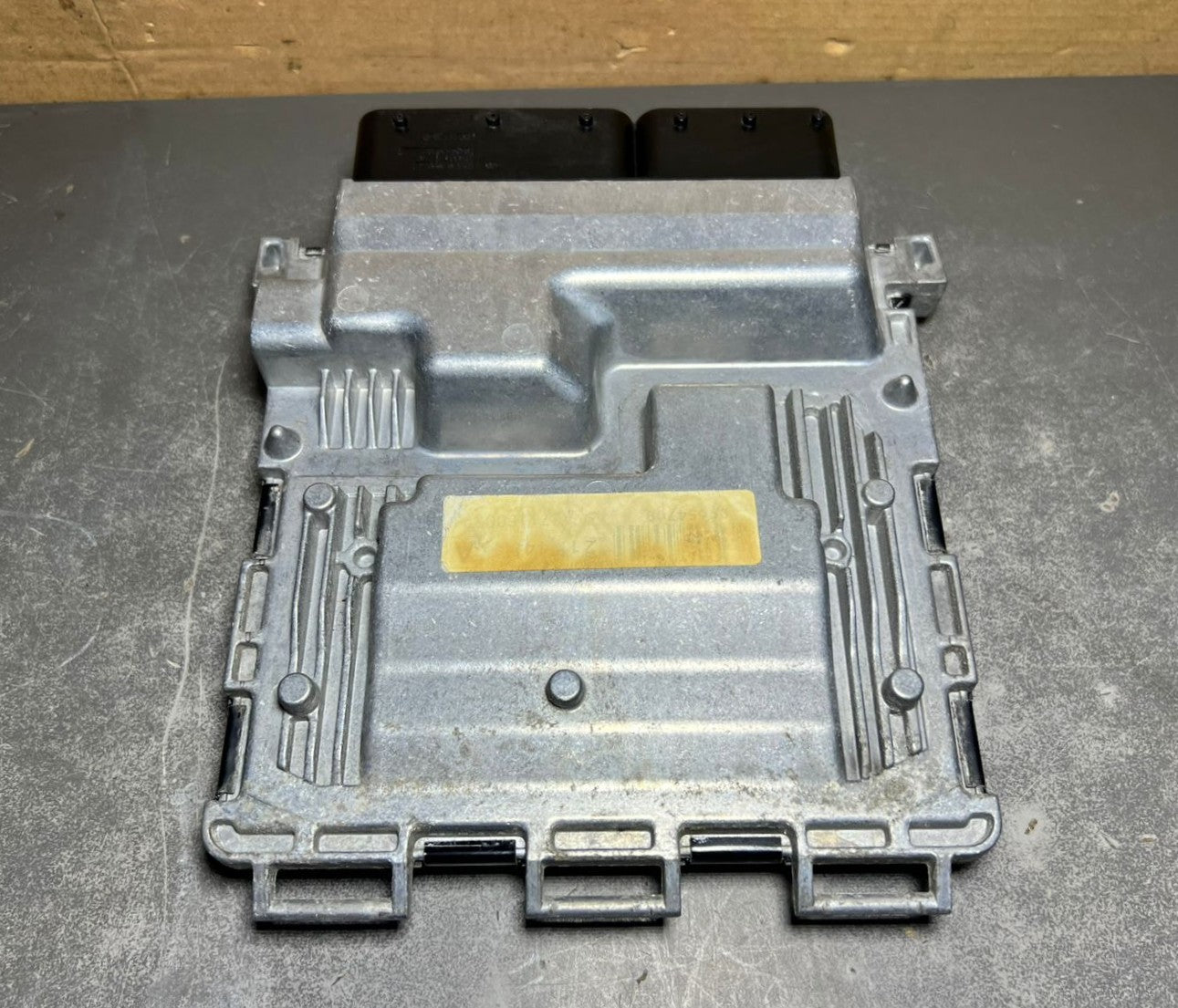 Mercedes Benz W204 C250 ECU ECM Engine Computer Control Module A271 1500391