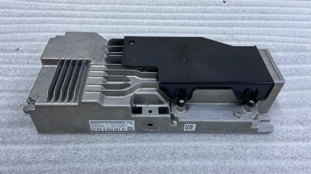 OEM BMW 530i 540i M5 F91 M8 F92 F93 AUDIO RECEIVER AMPLIFIER SURROUND 9824561