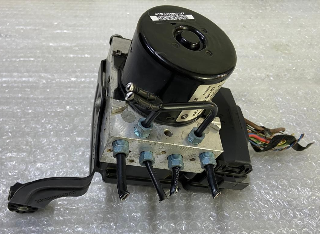 OEM BMW F20 F21 F22 F30 DSC ANTI LOCK BRAKE UNIT WITH MODULE ATE 6860730/6860731