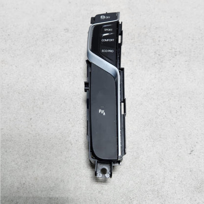 2017-2019 BMW X3 Center Console Operating Unit 6832014 G01 X3 G30 G31 G32 G38