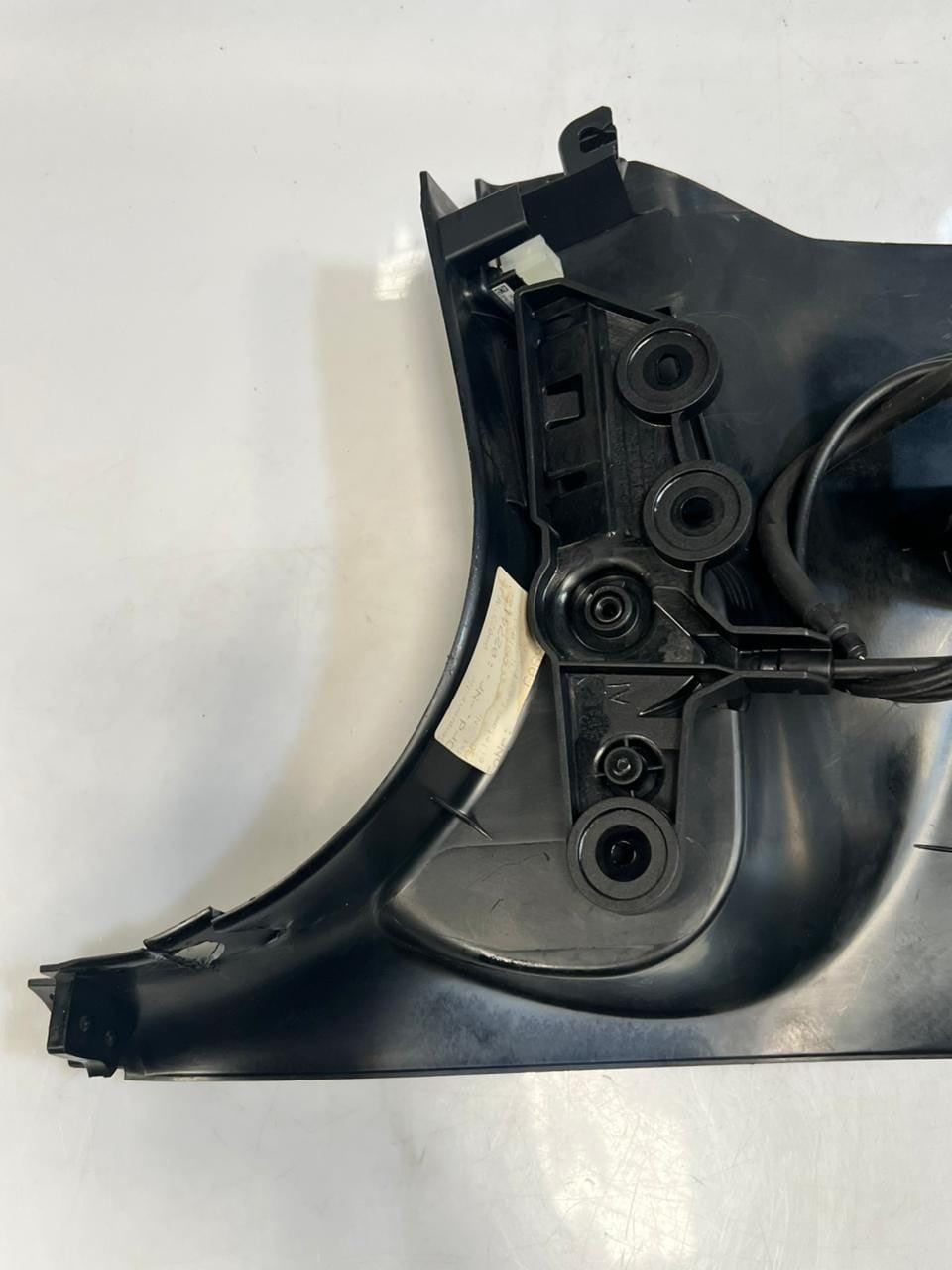 BMW 3' 4' F30 F31 F34 F32 Front Right Lateral Trim Panel Cover 7291092 OEM