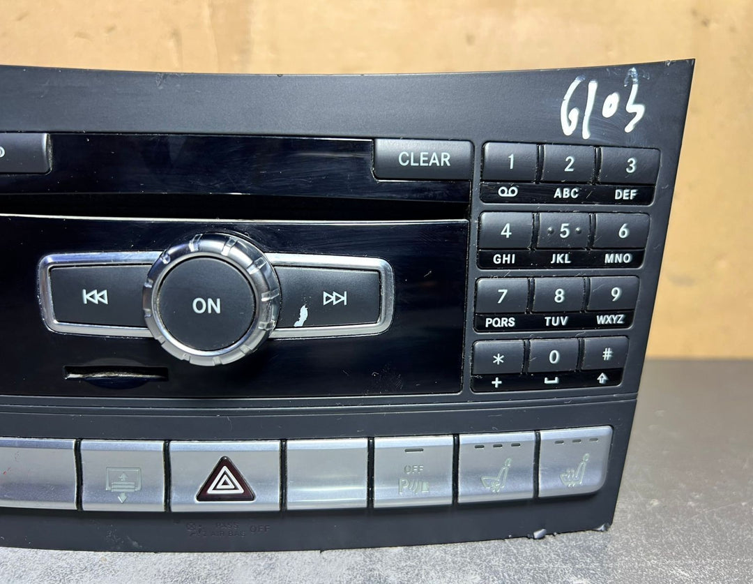 2011–2017 Mercedes-Benz W218 CLS-Class Head Unit CD Player A218 9006103 OEM