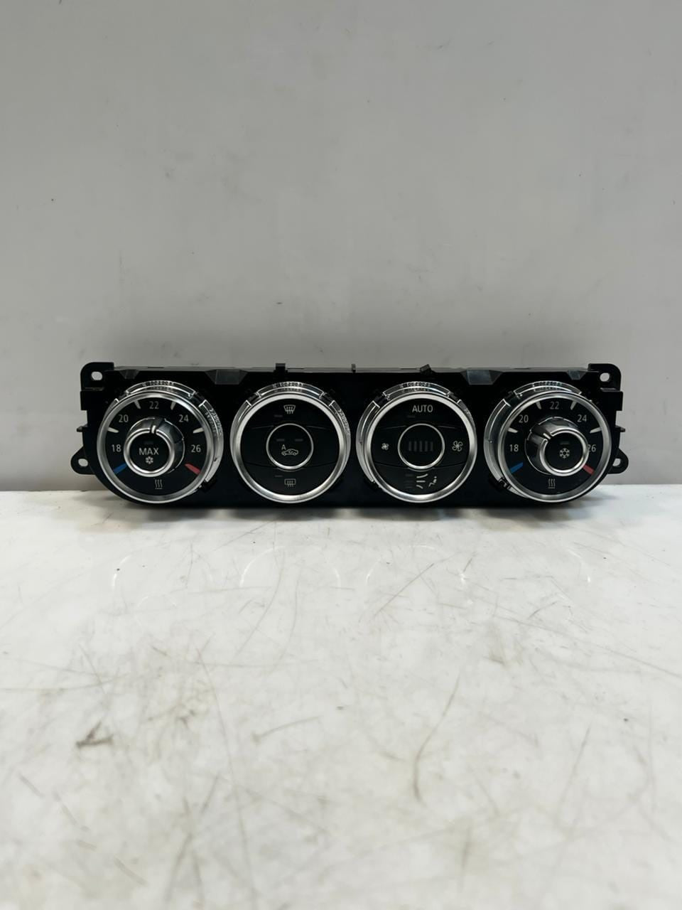 2009-2016 BMW Z4 E89 35IS Automatic Air Conditioning Control Unit 9205359 OEM