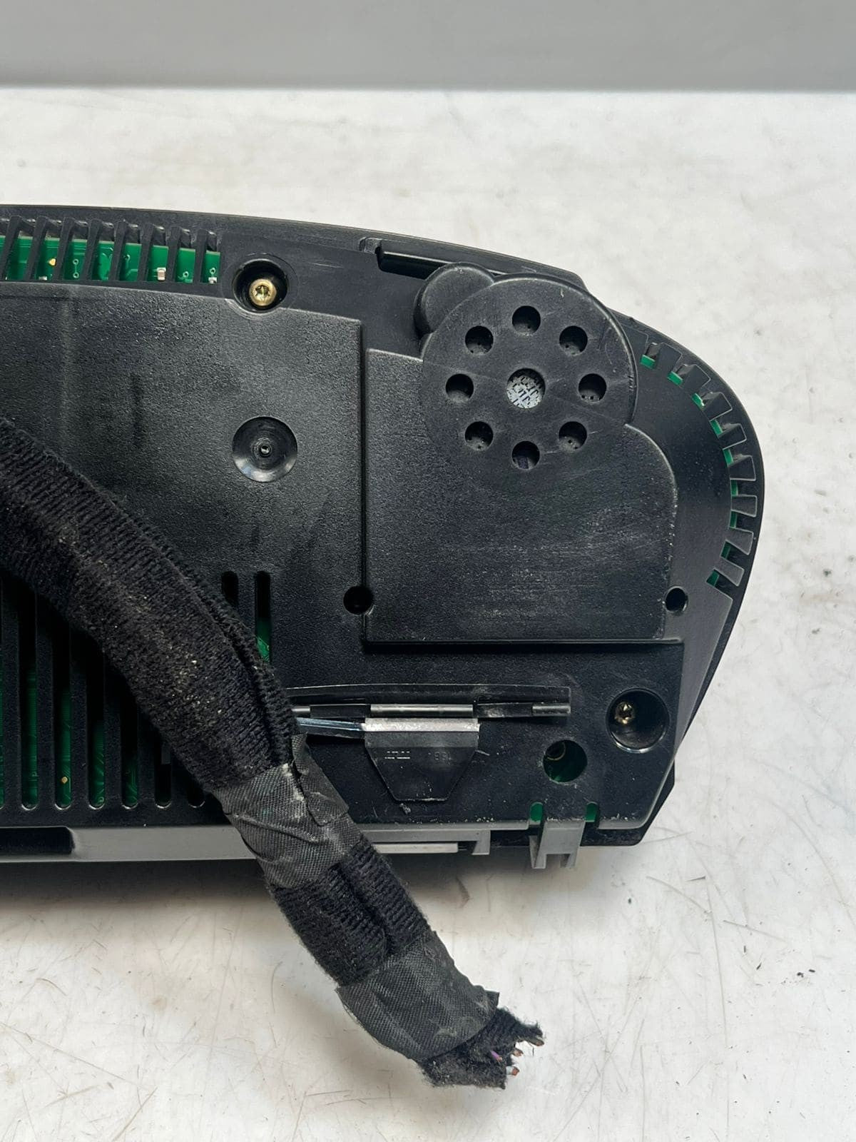 2004 BMW 530i 5 Series E60 E61 Instrument Cluster SPEEDOMETER  6944118 OEM