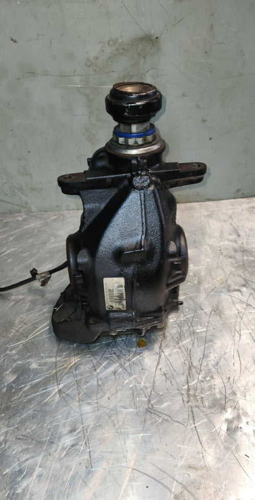 2016-2018 BMW 330e Rear Differential 7624780 3ser F30 F31 330E 320D 188LW I=2,93
